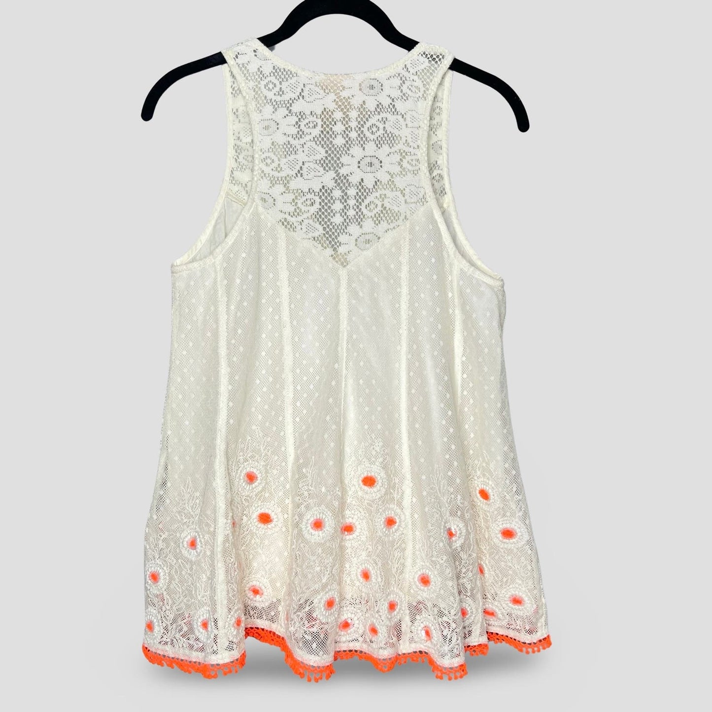 Vanessa Virginia Sleeveless Embroidered Top - Second Seams