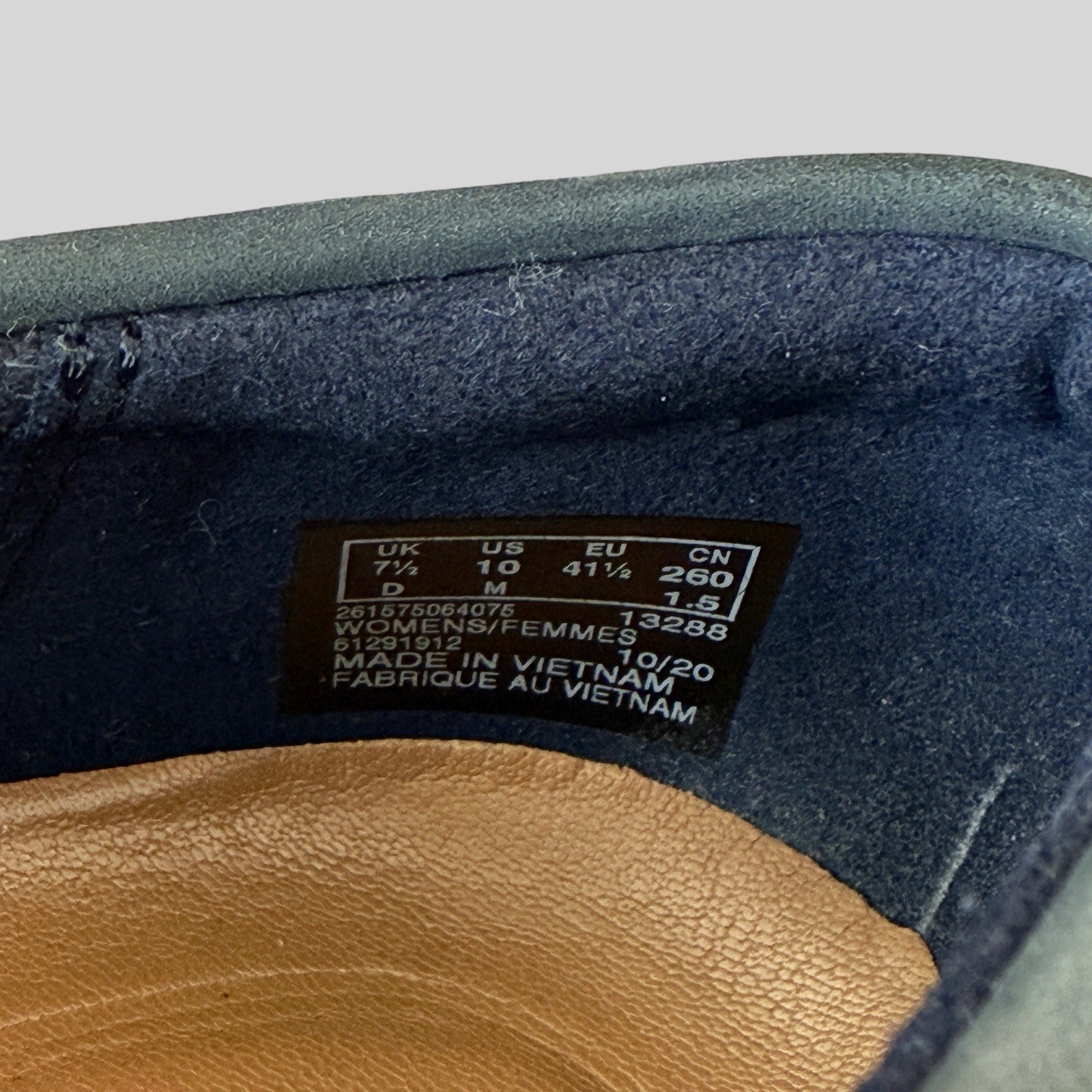 Clarks Unstructured Suede Loafers - Size 10 - Second Seams