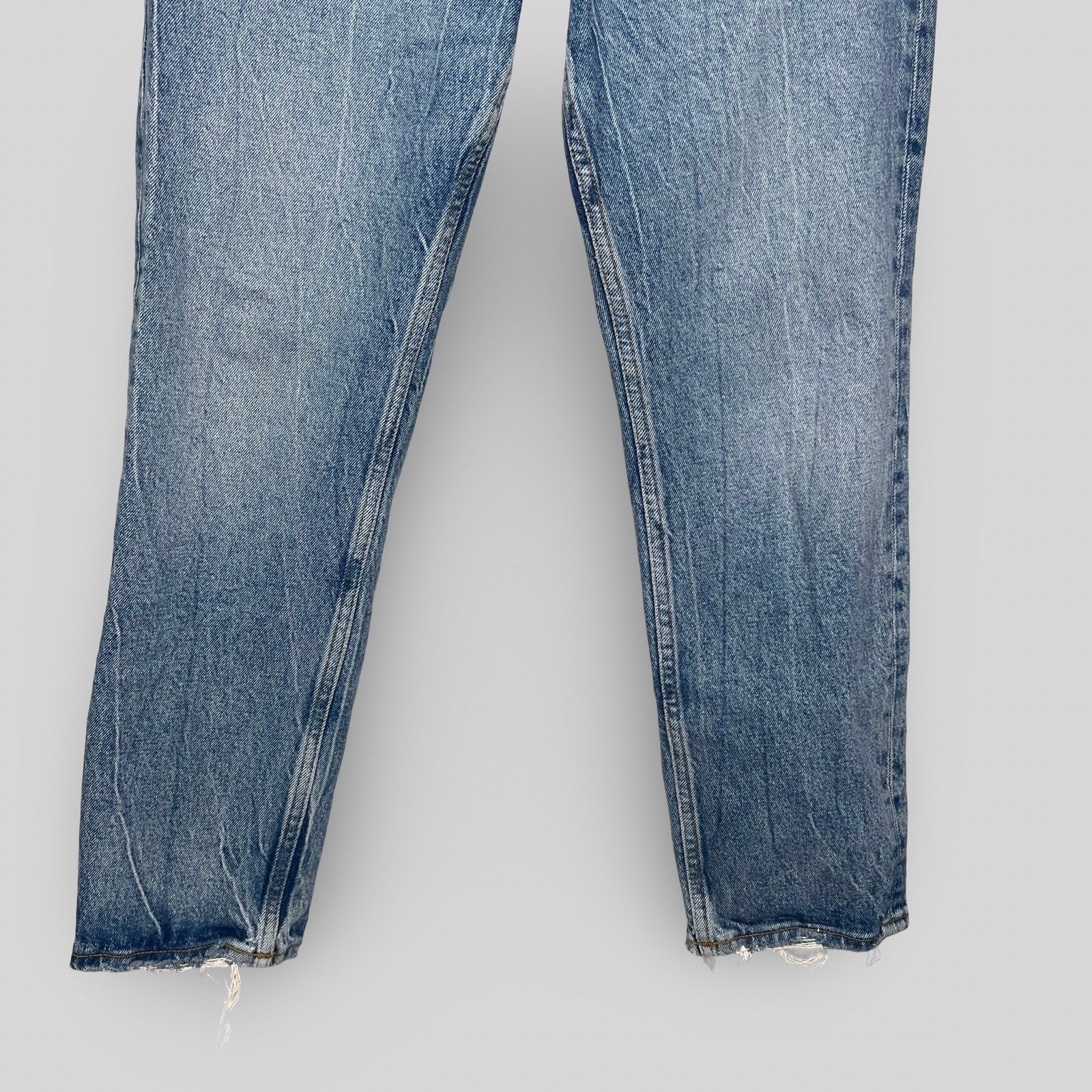 Zara The High Waisted Straight Leg Jeans - Second Seams