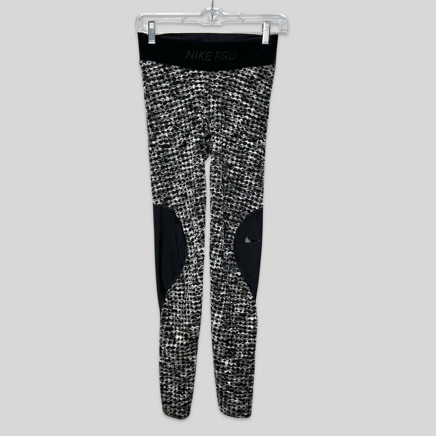 Nike Pro Hyperwarm Leggings - Second Seams