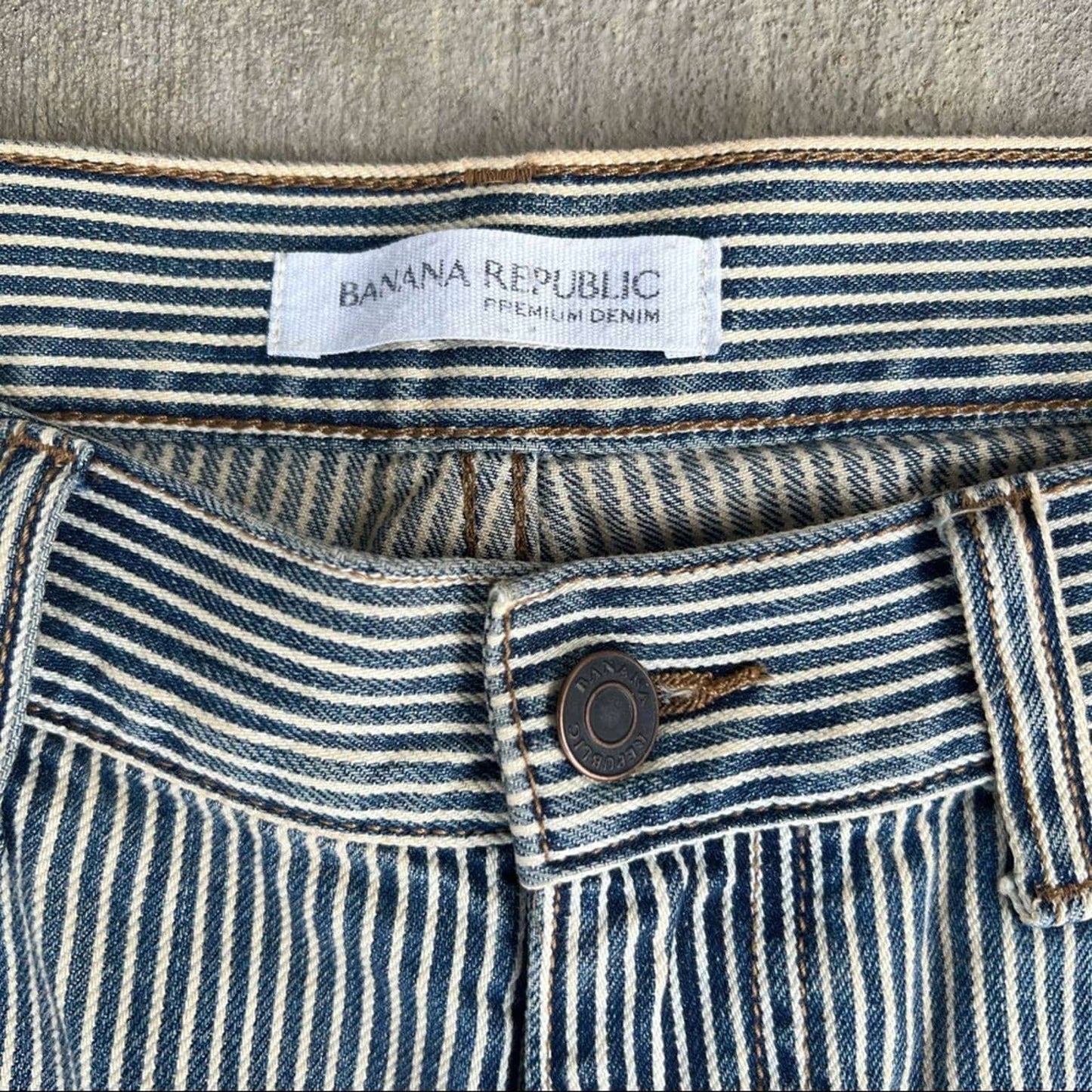 Banana Republic Rolled Shorts - Second Seams