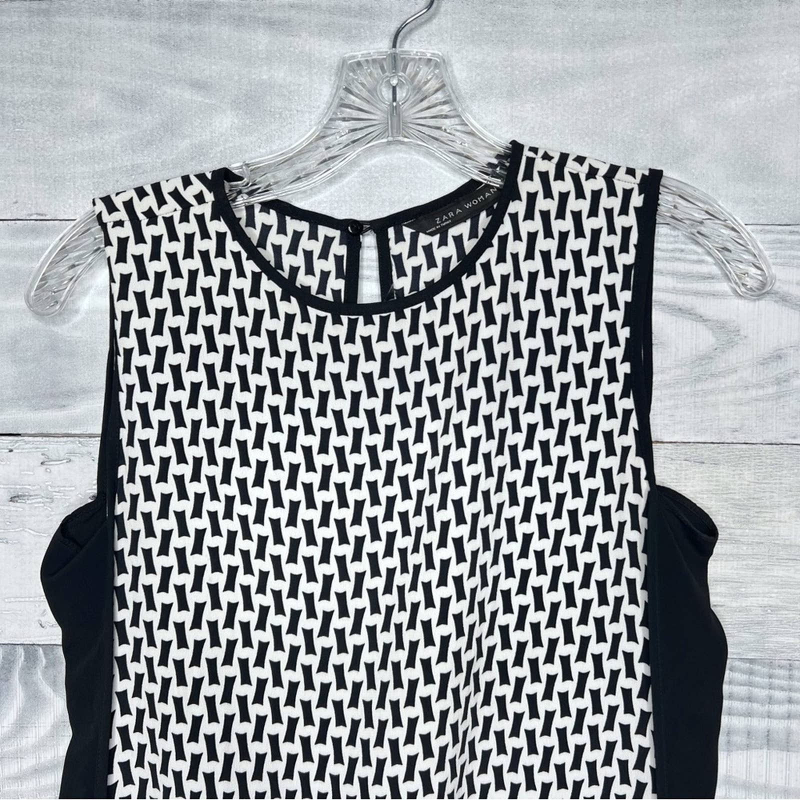 Zara Black & White Patterned Top - Second Seams